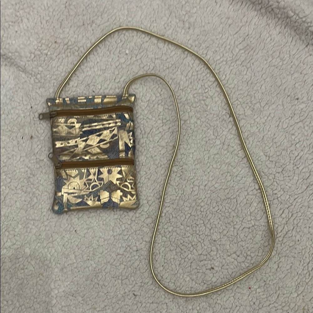 NWOT Gold and Blue Floral metallic Crossbody Bag